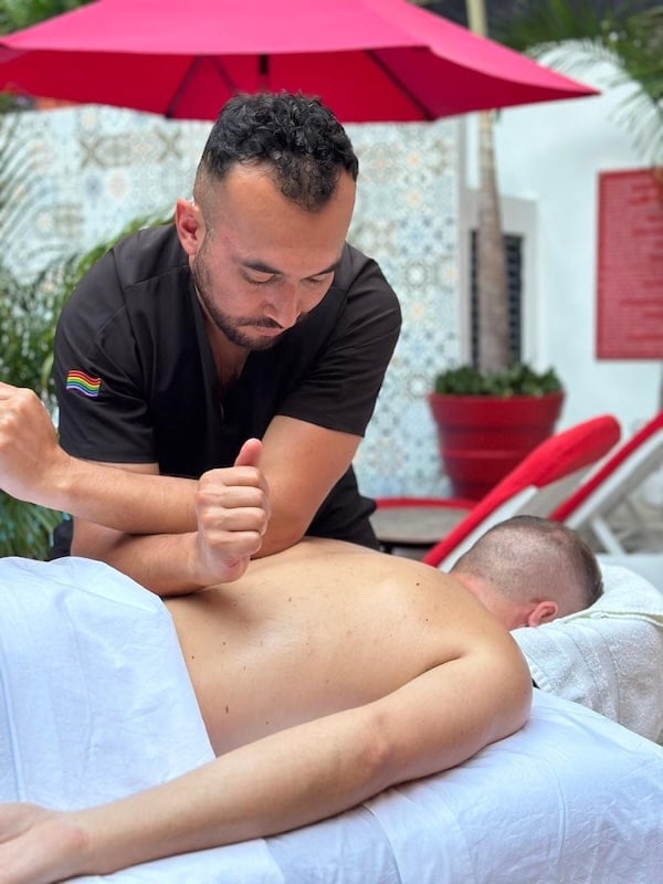 mauricio-o-massage.jpeg